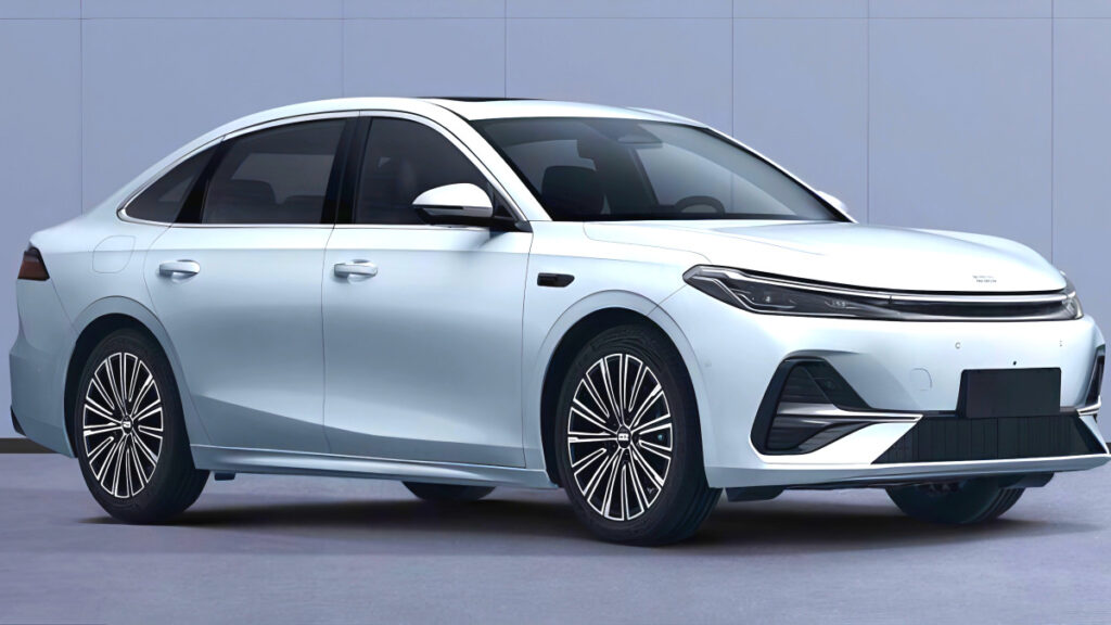 Geely Motor launches Galaxy A7