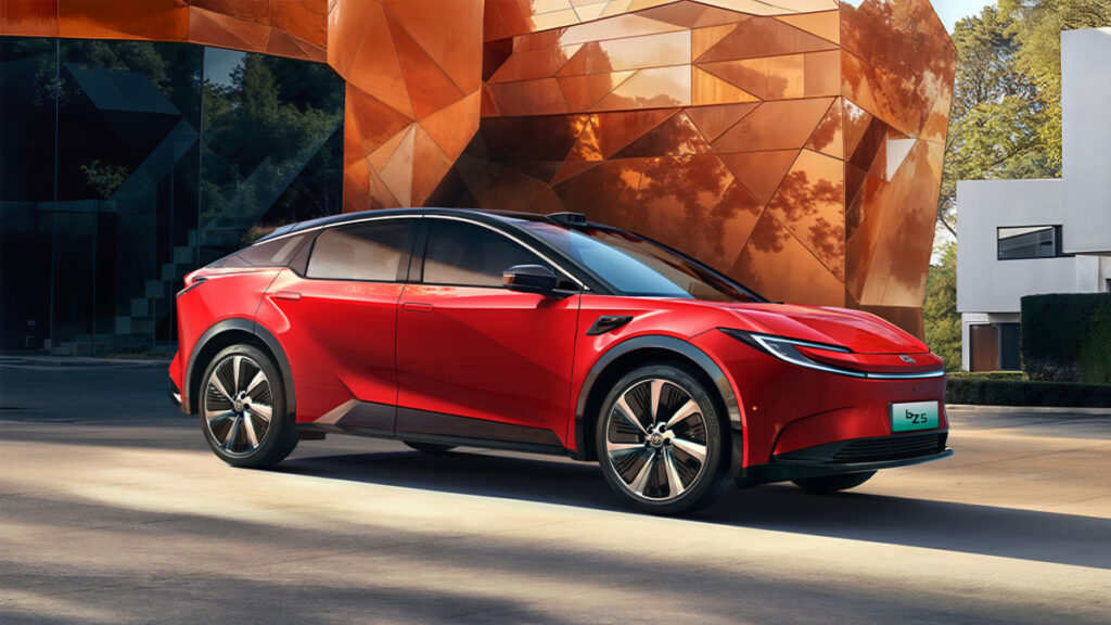 Toyota bZ5 launches in China (2)