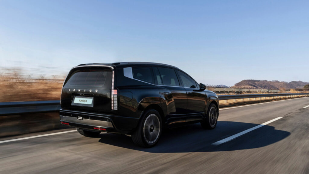 Ioniq9 WWCOTY Best Large SUV (4)