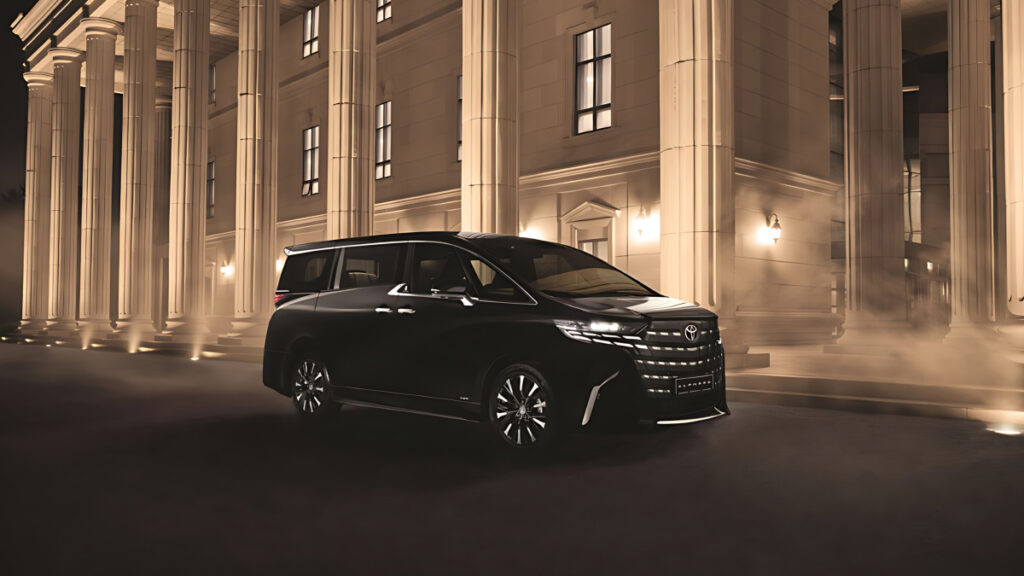 Toyota New Alphad Launch (3)